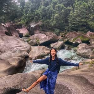 Meet your Posher, Juhee